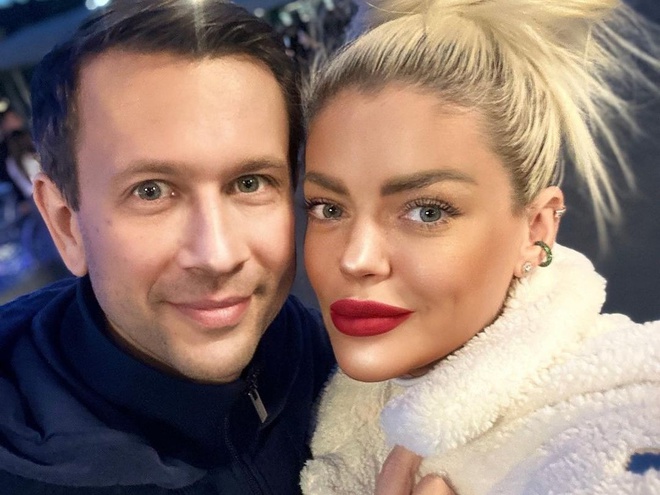 Ступка показався з новою коханою на кіностудії в США