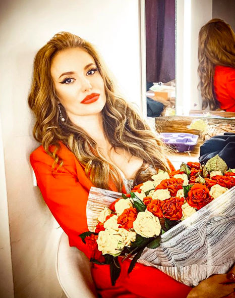 Слава Камінська