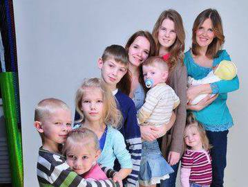 Ирина и ее 12 детей