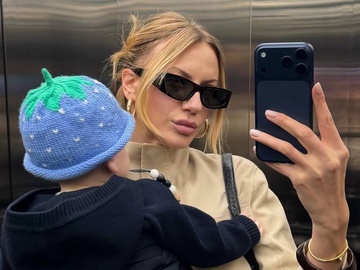 «Наш кнопік»: Нікітюк вперше засвітила на фото обличчя 10-місячного сина