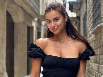 Переможниця «Холостяка-12» Лозовицька знялася з бойфрендом на тлі Ейфелевої вежі