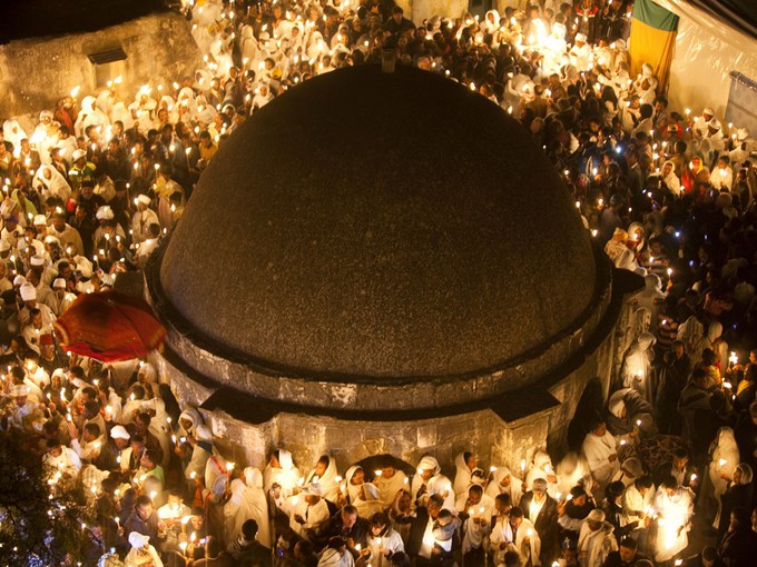 Схождение Благодатного Огня