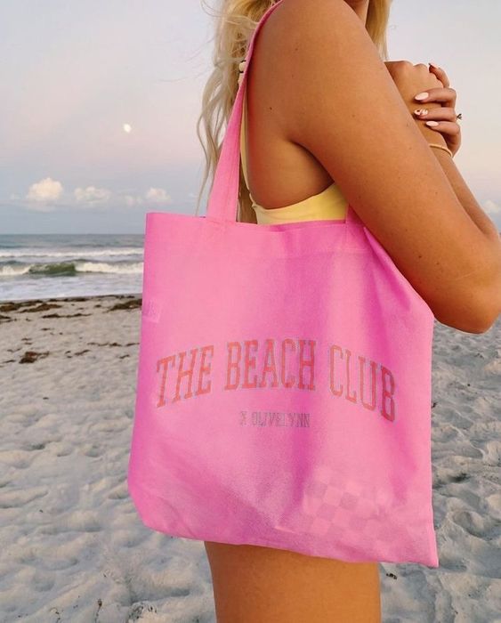 Шоппери: стильні пляжні сумки на літо