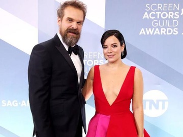 Відома співачка потрапила до лікувального центру через стрес після розлучення із чоловіком