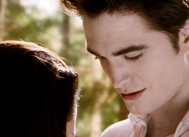 Сумерки. Сага. Рассвет. Часть 2