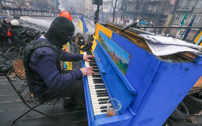 “Play Me, I'm Yours”: британский проект, который объединяет людей по всему миру