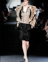 Розкішну осінь відкриває Armani Prive 