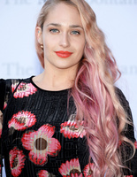 Полуничний блонд - головний тренд зими 2017
