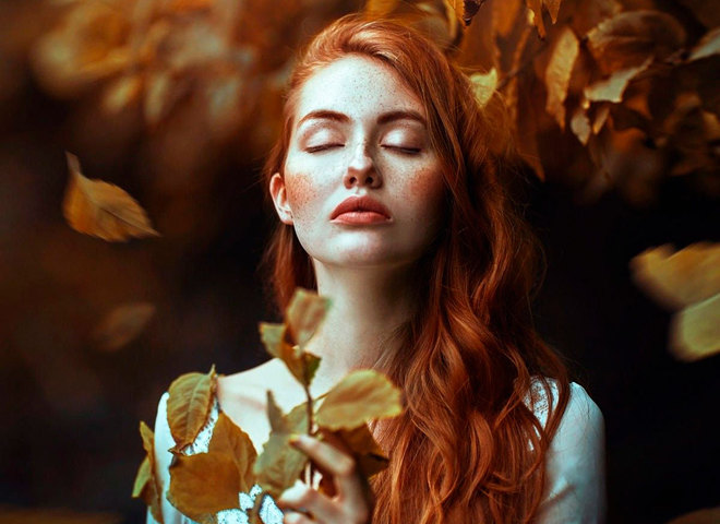 дівчина осінь