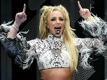 «Це було так відстійно»: Брітні Спірс розкритикувала власний спів наживо