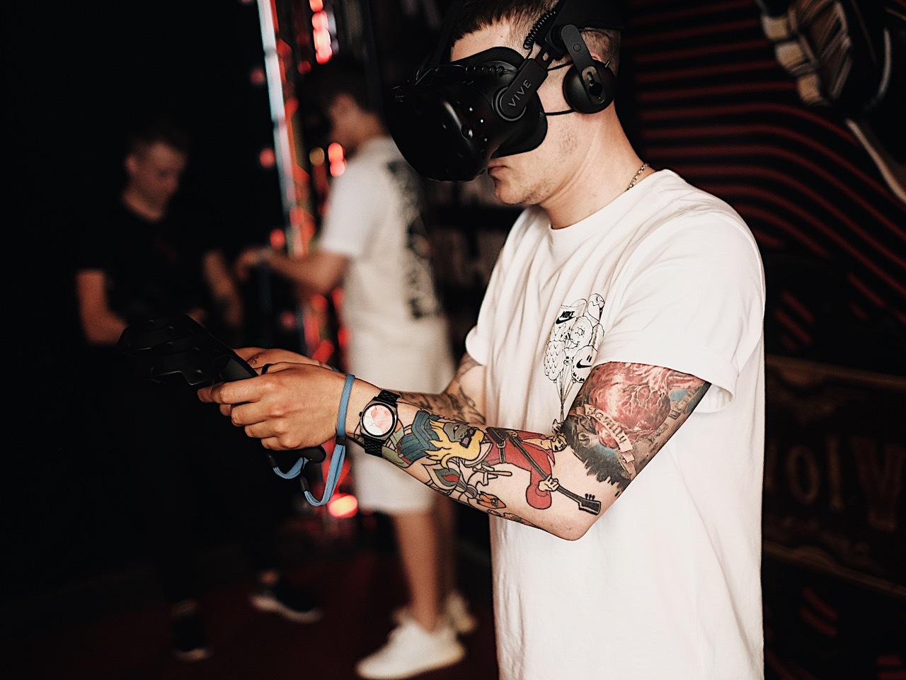 В Киеве прошла селебритиз-презентация игры RevolVR "Дикий запад"