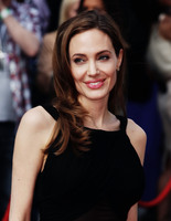 Анджелина Джоли