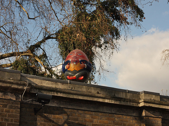 Поиски пасхальных яиц в Лондоне