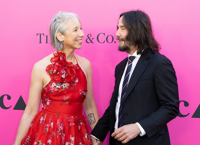 61-річний Кіану Рівз вперше одружився — ЗМІ