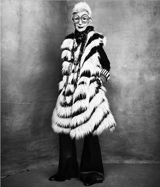 Фешн-блогер Айріс Апфель