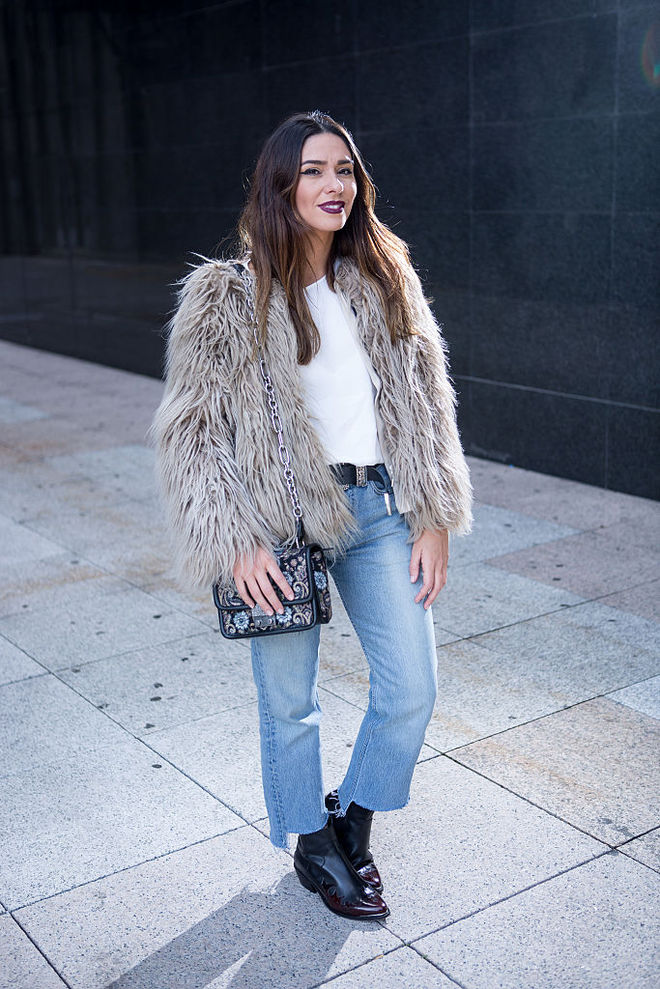 Як стильно одягнутися в прохолодну погоду