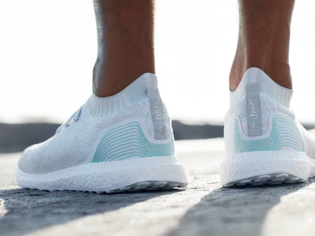 Ничего лишнего: Adidas создает кроссовки из океанического мусора 