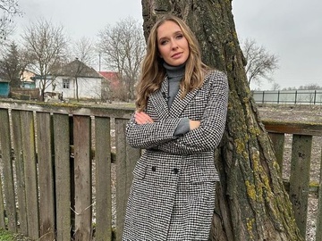 «Бабуся зберігає»: Катя Осадча показала своє дитяче фото