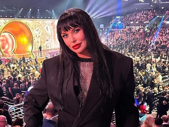 Ассія Ахат показала себе на церемонії Ґреммі, промови Селін Діон і Тейлор Свіфт