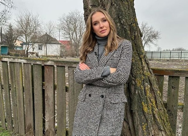 «Бабуся зберігає»: Катя Осадча показала своє дитяче фото