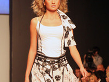 Сезоны моды 2006. Кисленко<br />Фотограф: Дмитрий Ромас