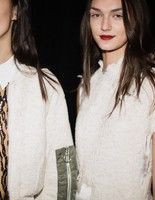 Бьюти-образ моделей с показа 3.1 Phillip Lim
