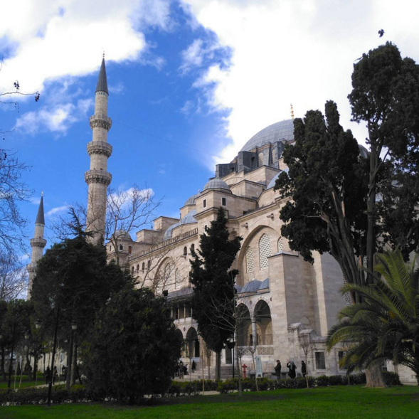 Сулеймание