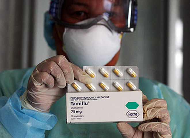 Tamiflu, Таміфлю, Грип, хвороба, застуда, хворий, ліки, епідемія, пандемія, маска