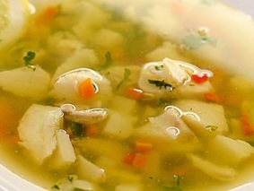 Прозрачный рыбный суп