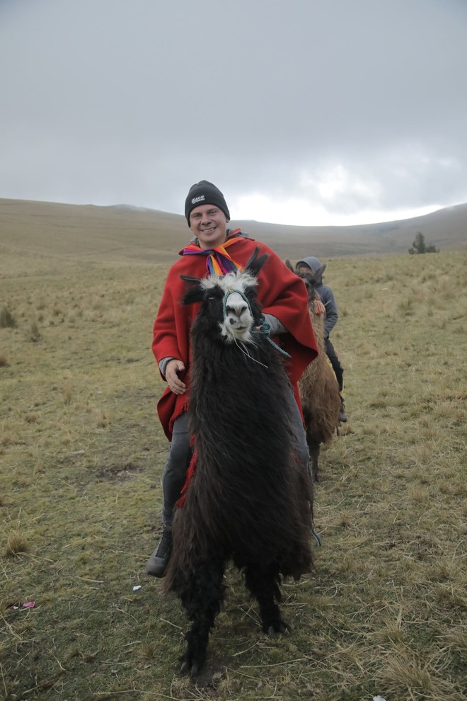 Дмитрий Комаров