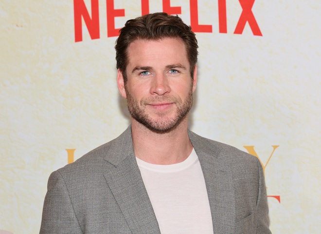 Дівчина Ліама Гемсворта запостила милі фото з нагоди 35-річчя актора