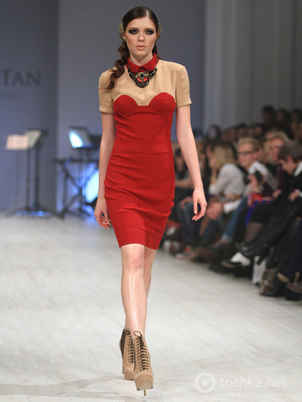 Показ ANDRE TAN