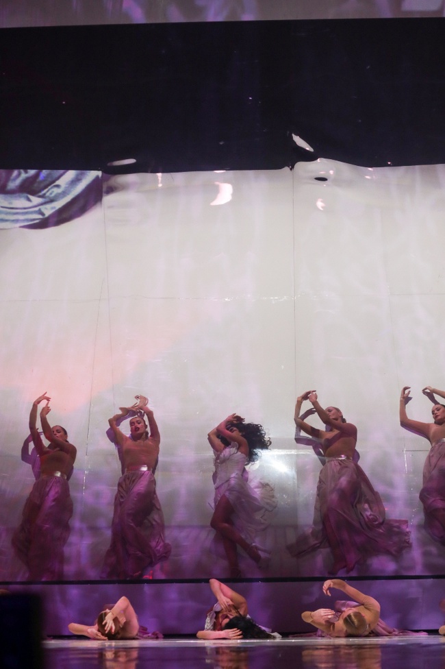 Злата Огневич показала масштабное шоу на главной сцене страны 