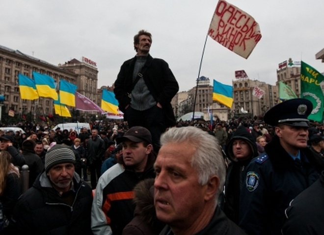 Майдан, палатки, протести