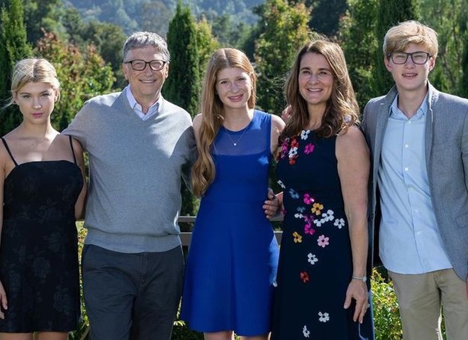 67-річний Білл Гейтс вперше став дідусем