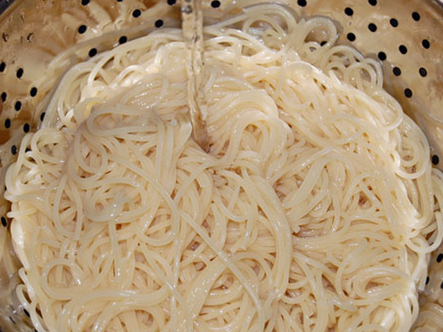 Спагетти с кальмаром