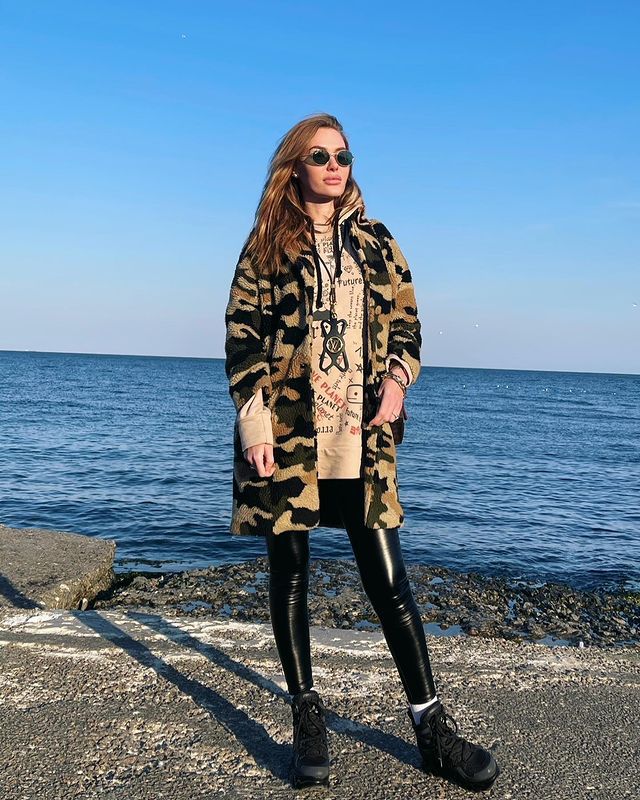 Слава Каминская