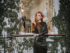 Настя Руда з рудим кольором волосся