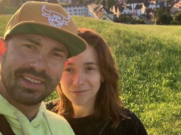 Андрій Бєдняков привітав дружину з 39-річчям та показав її фото