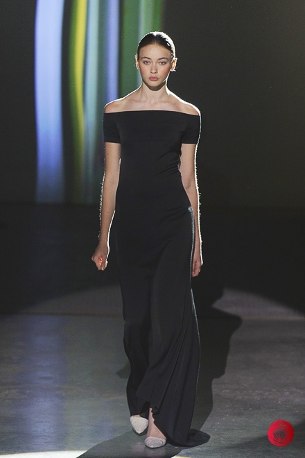 показ Elena REVA