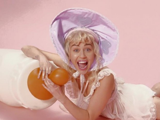 Майли Сайрус