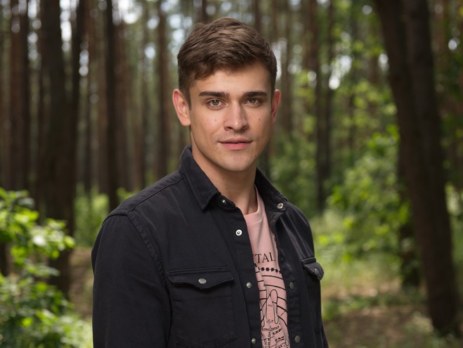 Максим Девізоров