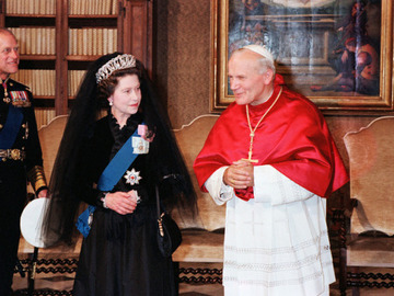 У Польщі поставлять мюзикл про Папу Римського