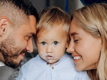 Експодружжя Квіткова та Добринін привітали сина Лева з 2-річчям