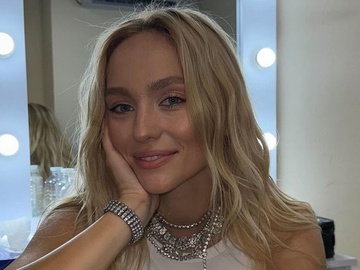 Відома співачка відповіла на чутки, що її кар'єру спонсорує ОПЗЖ