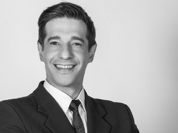 Дочка загиблого Максима Неліпи отримала його посмертну нагороду