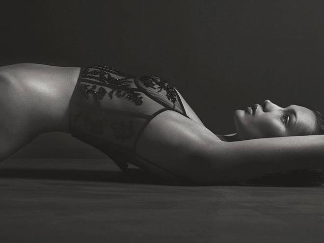 Белла Хадид для V Magazine