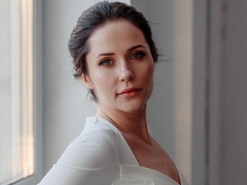 Зірка Кріпосної в обтислому комбінезоні розповіла про мрію стати балериною