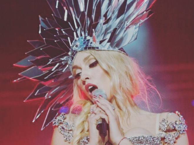 Оля Полякова