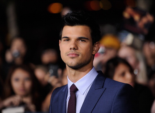 Тейлор Лотнер